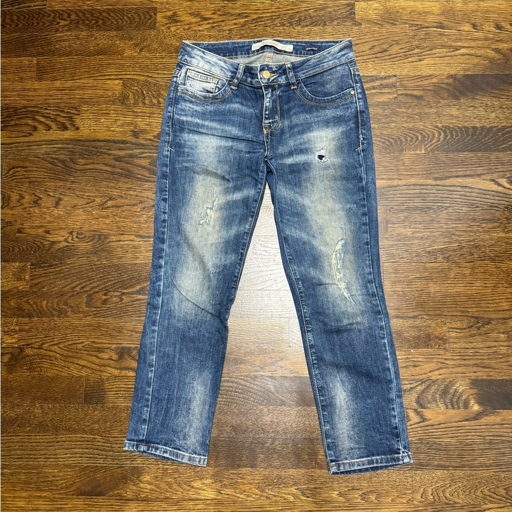ZARA Distressed Mid-Rise (8”) Straight Jeans - Size: US 4 (EUR 36)